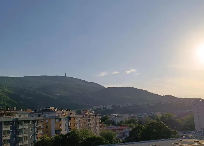 Spacious, Modern With A Great View * Skopje