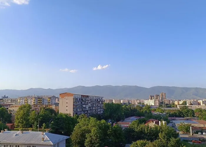 Spacious, Modern With A Great View Apartament