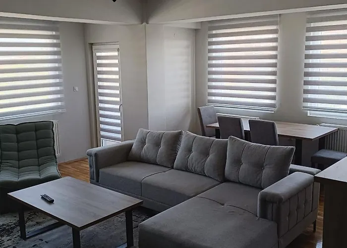 Spacious, Modern With A Great View Apartament