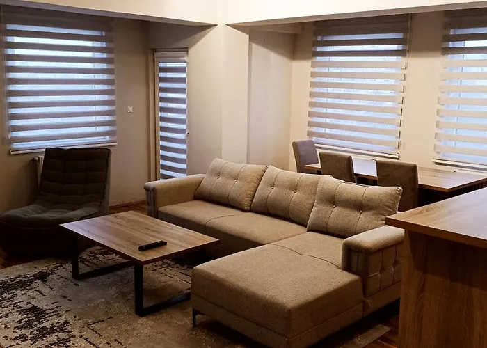 Spacious, Modern With A Great View *